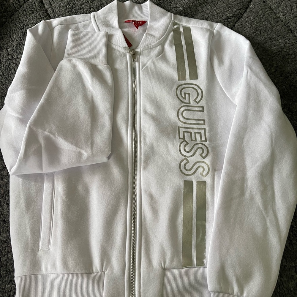 NWT GUESS zip up sweater